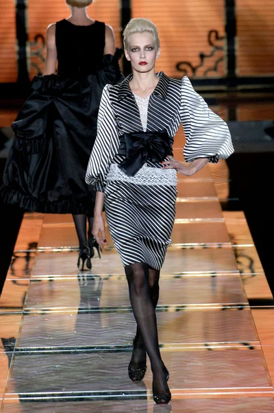 Look 5